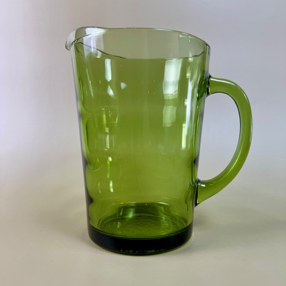 Vintage Green Glass Pitcher with Applied Handle – Mid-Century Blown Glass - Picture 2 of 13